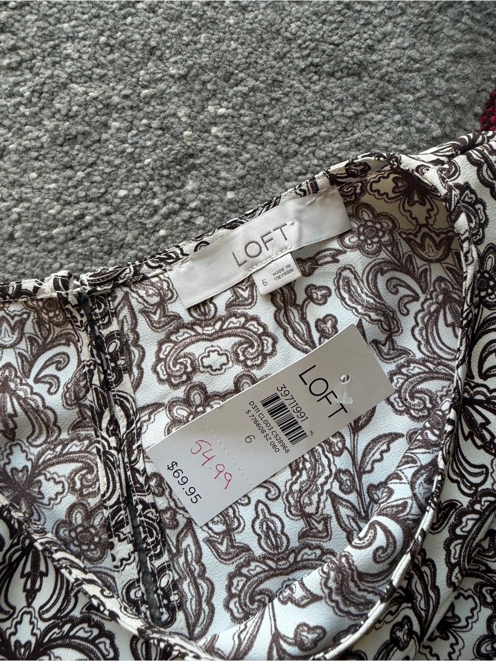 LOFT Brown and Cream Paisley Flutter Sleeve Blouse - Picture 2 of 3
